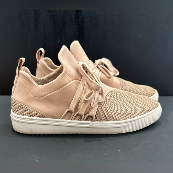 Steve Madden Sneakers (Peach) - Picture 2 of 7